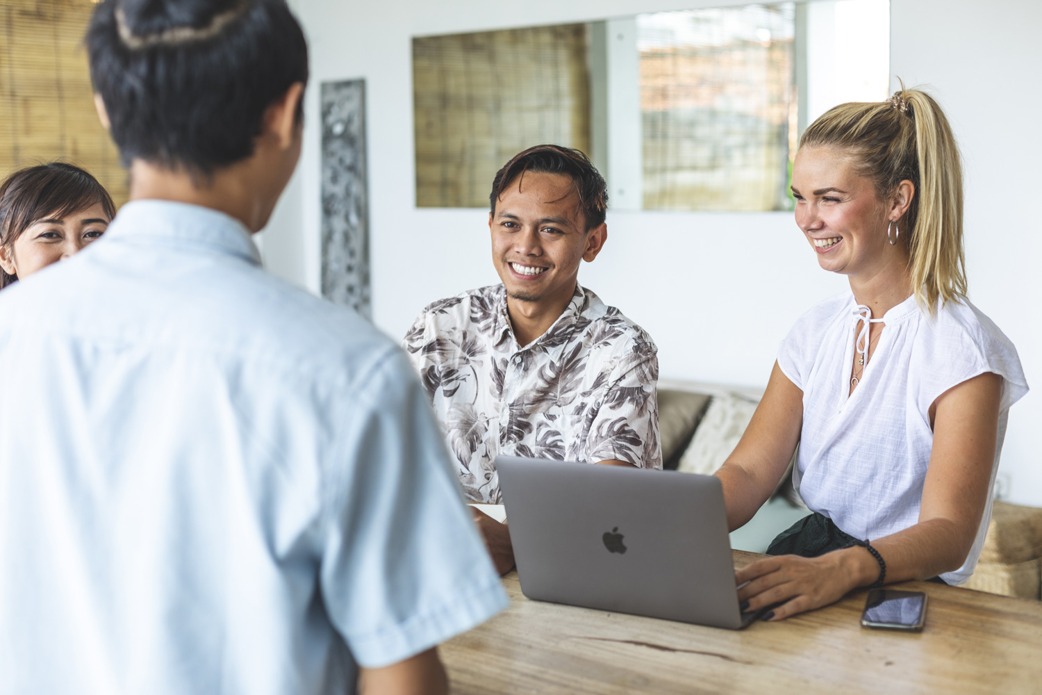 Businessportrait Bali Staff Solutions